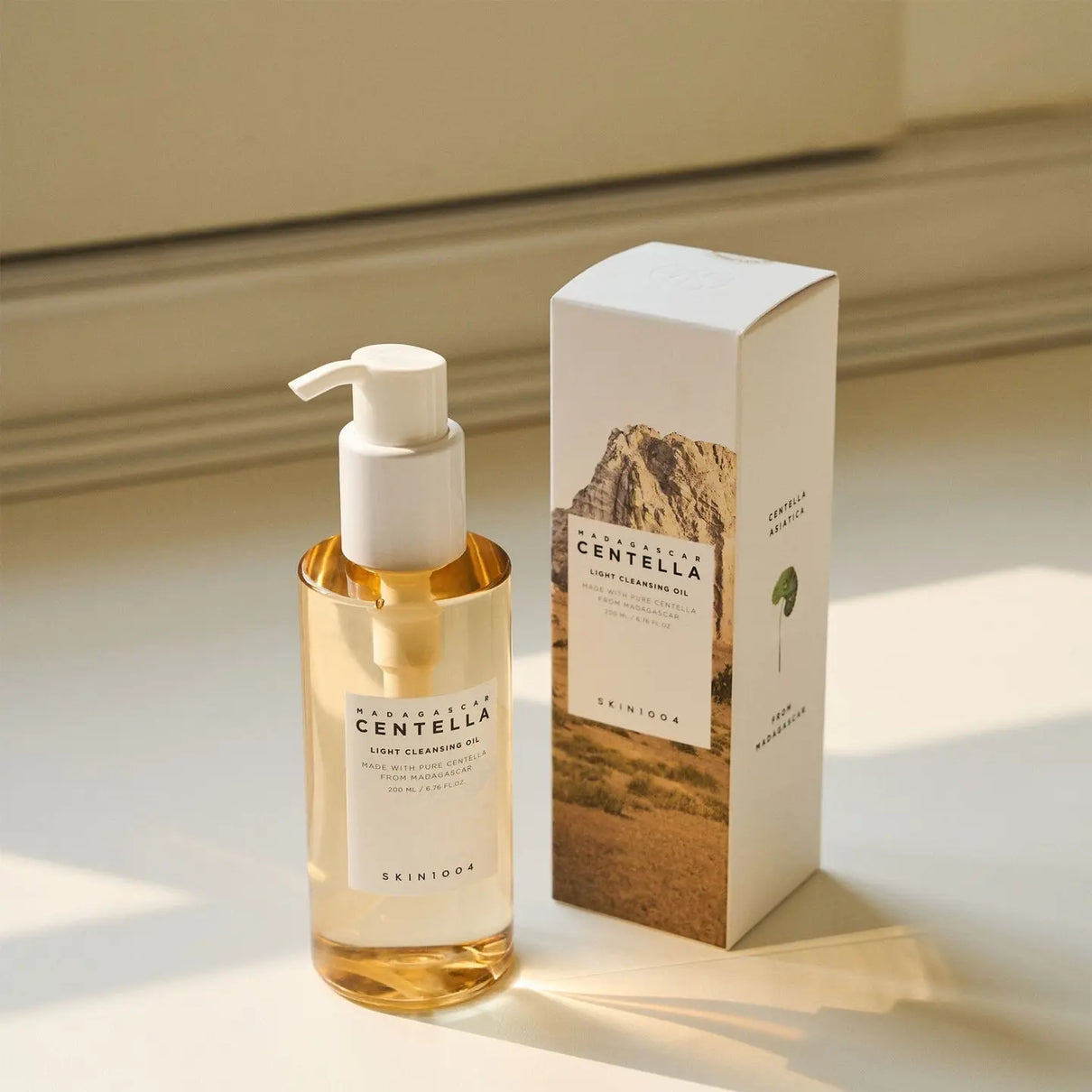 SKIN1004 Madagascar Centella Light Cleansing Oil 200 ml - JOLIE'S